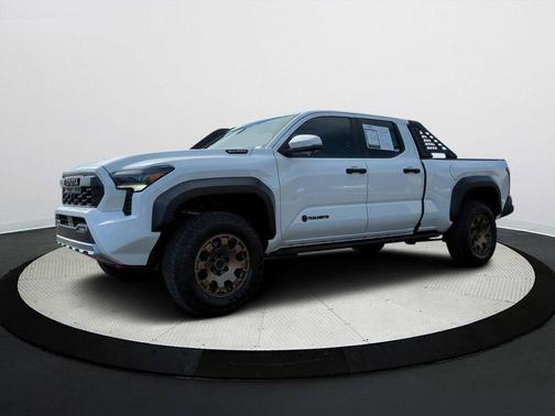2025 Toyota Tacoma Hybrid Trailhunter