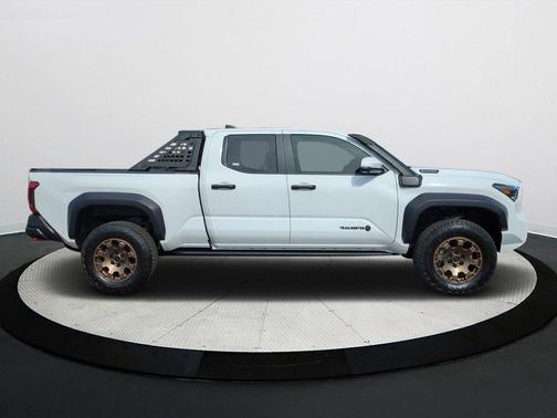 2025 Toyota Tacoma Hybrid Trailhunter