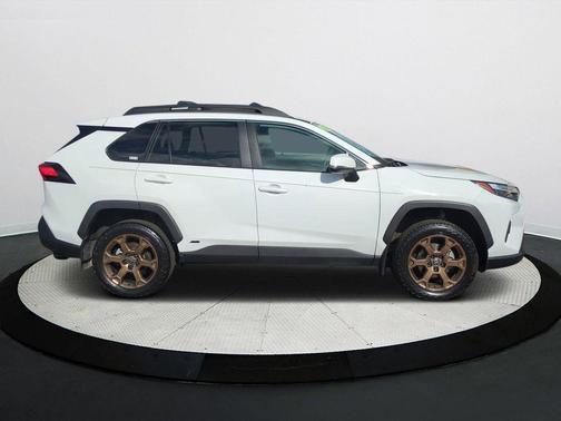 2023 Toyota RAV4 Hybrid Woodland Edition