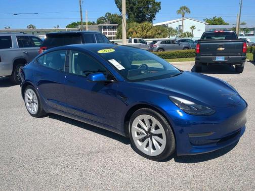 2022 Tesla Model 3 Standard Range