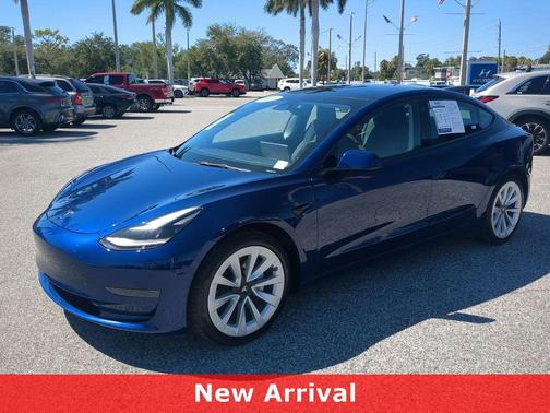 2022 Tesla Model 3 Standard Range