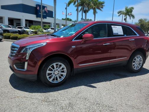 2017 Cadillac XT5 Base