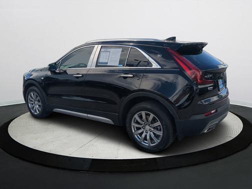 2021 Cadillac XT4 Premium Luxury