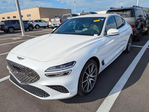 2025 Genesis G70 2.5T RWD
