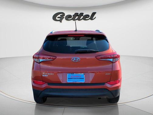 Sedona Sunset 2017 Hyundai TUCSON SE
