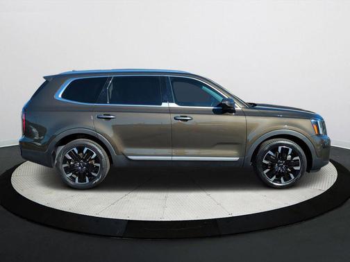 2023 Kia Telluride SX