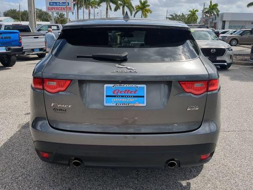2018 Jaguar F-PACE 25t R-Sport