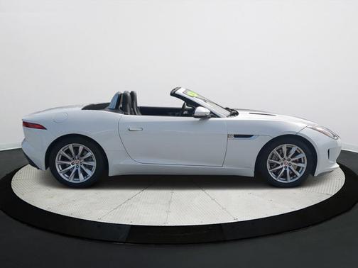 2017 Jaguar F-TYPE Premium