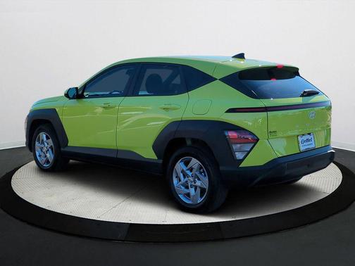2025 Hyundai KONA SE