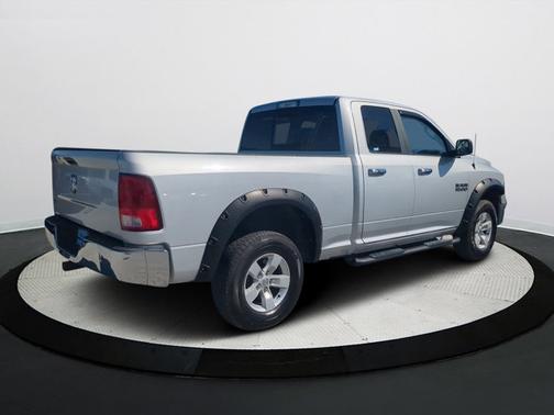 2018 RAM 1500 SLT