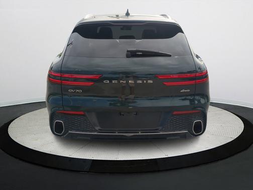 2022 Genesis GV70 2.5T AWD