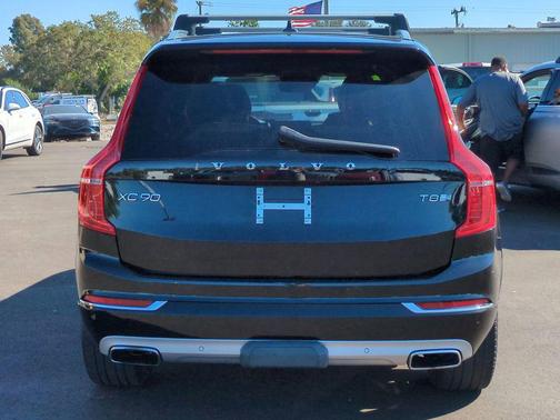 2017 Volvo XC90 Hybrid T8 Inscription