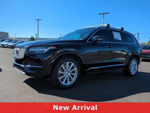 2017 Volvo XC90 Hybrid T8 Inscription