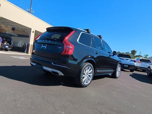 2017 Volvo XC90 Hybrid T8 Inscription