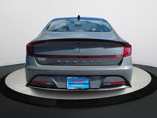 2022 Hyundai SONATA Hybrid Limited