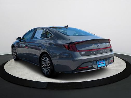 2022 Hyundai SONATA Hybrid Limited