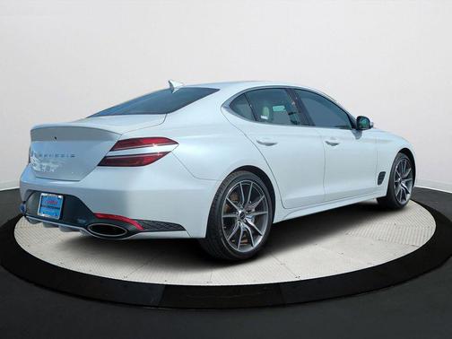 2025 Genesis G70 2.5T RWD