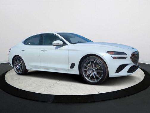 2025 Genesis G70 2.5T RWD