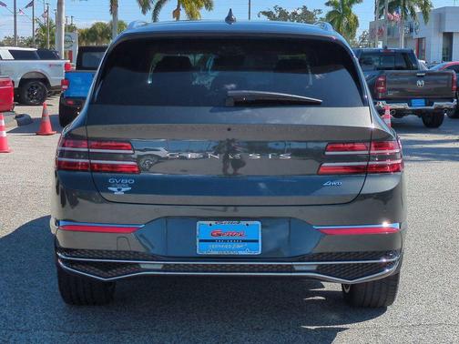 2025 Genesis GV80 2.5T