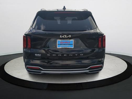 2022 Kia Sorento S