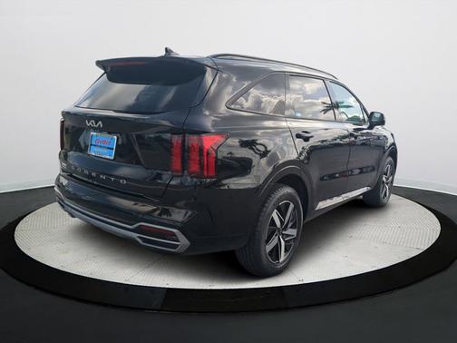 2022 Kia Sorento S