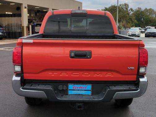 2018 Toyota Tacoma SR5