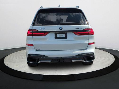 2021 BMW X7 xDrive40i
