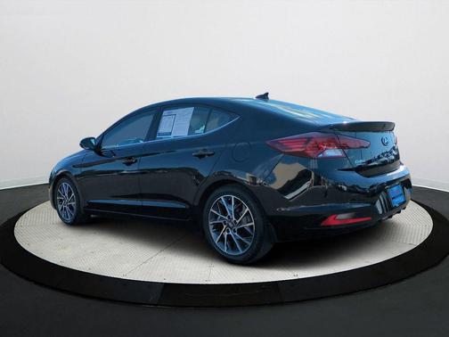 2019 Hyundai ELANTRA Limited