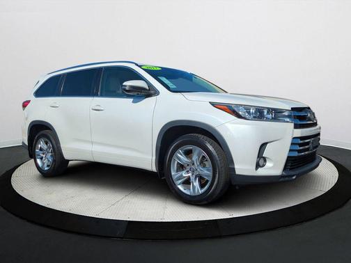 2017 Toyota Highlander Limited