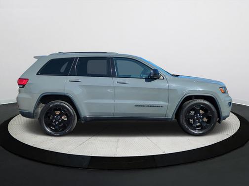 2019 Jeep Grand Cherokee Upland