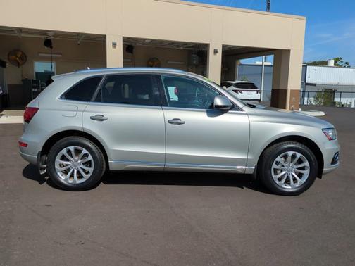 2016 Audi Q5 2.0T Premium Plus