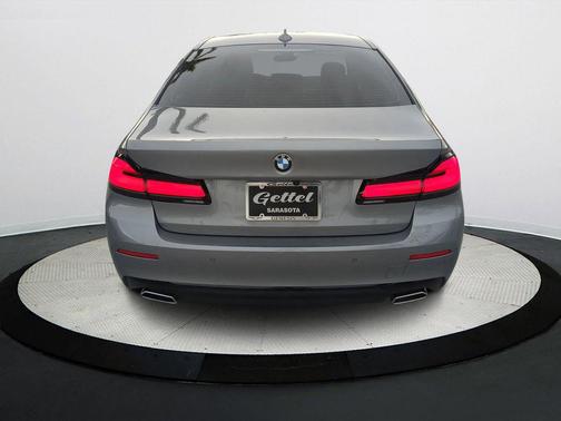 2023 BMW 530 i