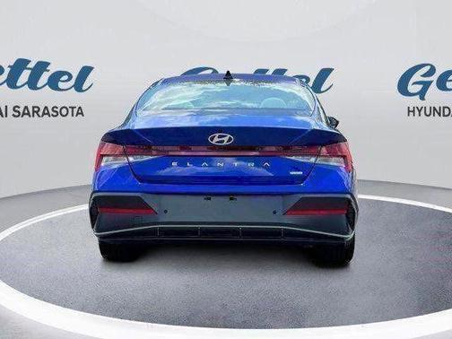 2025 Hyundai ELANTRA HEV Limited
