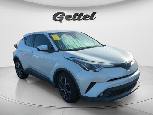 Blizzard Pearl 2019 Toyota C-HR Limited
