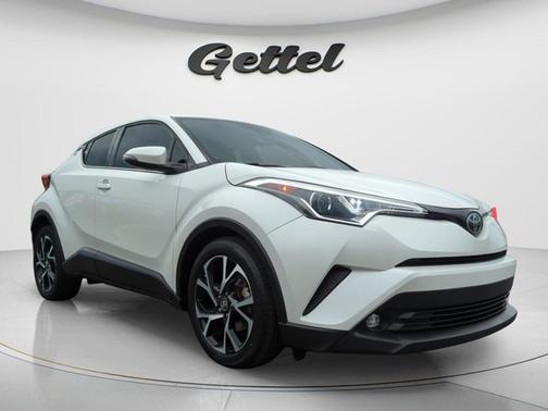 Blizzard Pearl 2019 Toyota C-HR Limited