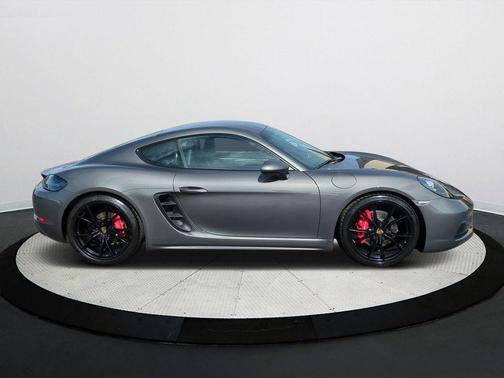 2019 Porsche 718 Cayman GTS
