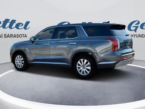 2025 Hyundai PALISADE SE