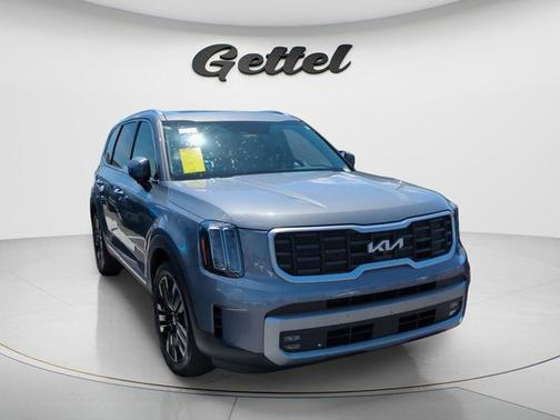 Everlasting Silver 2023 Kia Telluride SX