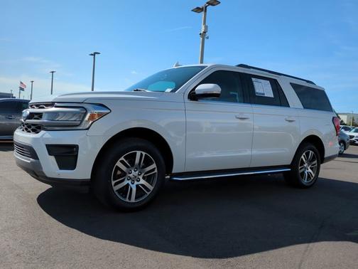 2022 Ford Expedition Max XLT