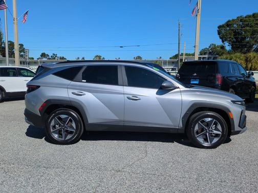 2025 Hyundai TUCSON Hybrid SEL Convenience