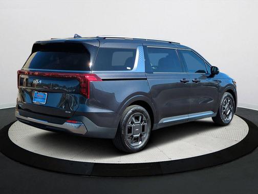 2025 Kia Carnival Hybrid SX