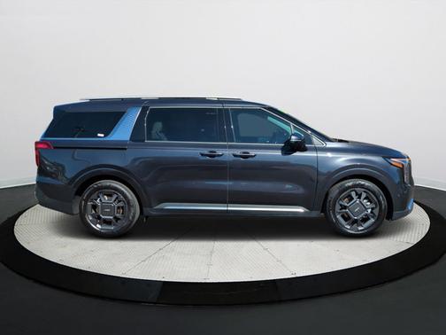 2025 Kia Carnival Hybrid SX