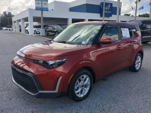 2023 Kia Soul LX