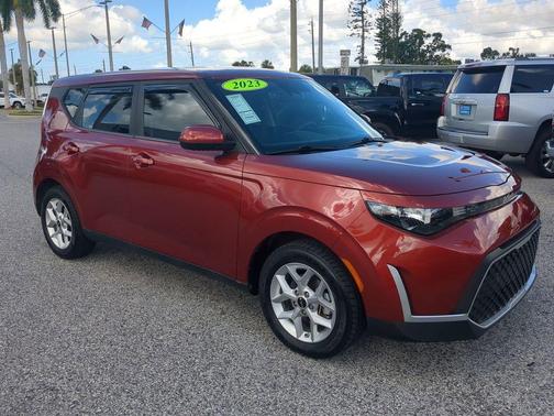 2023 Kia Soul LX