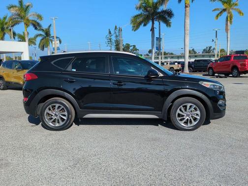 2018 Hyundai TUCSON SEL
