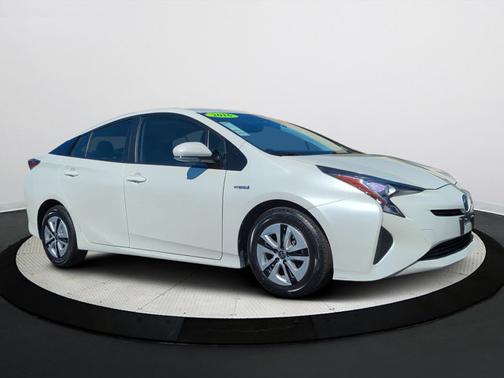 2016 Toyota Prius Four