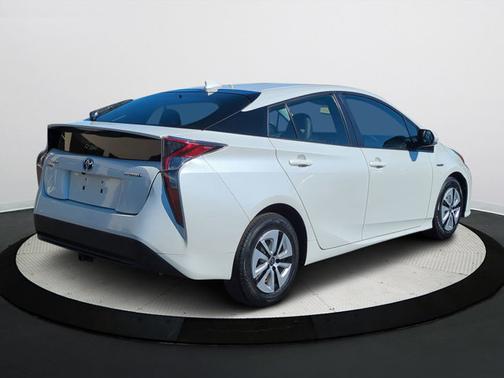 2016 Toyota Prius Four