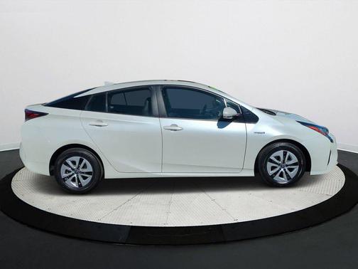 2016 Toyota Prius Four