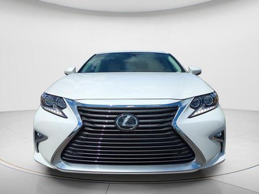 Eminent White Pearl 2018 Lexus ES 350 Base