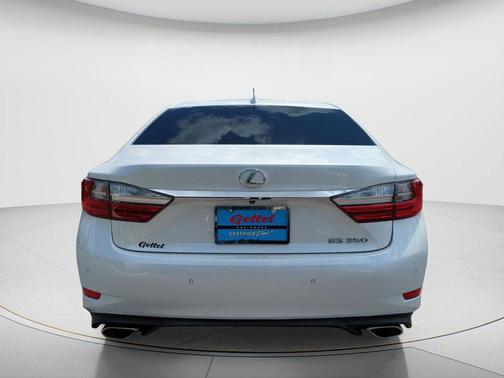 Eminent White Pearl 2018 Lexus ES 350 Base